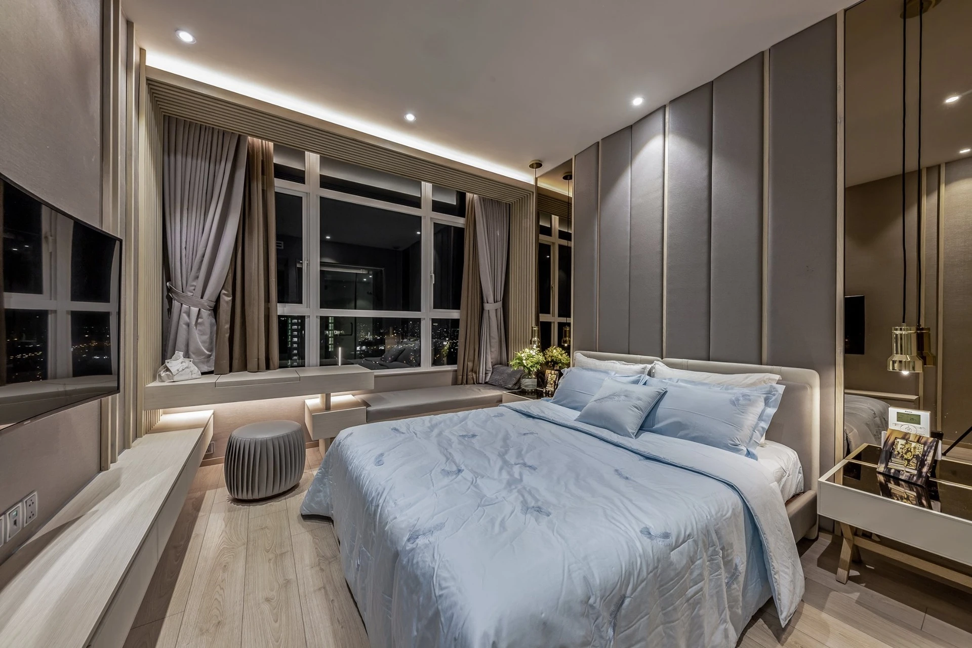 Cận cảnh căn penthouse có thiết kế nội thất sang xịn mịn với ai nhìn cũng mê